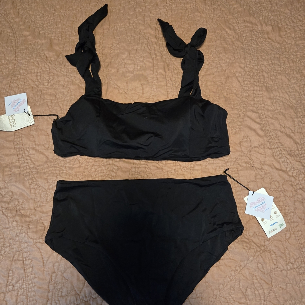 Coralee Asteriad Bikini NWT